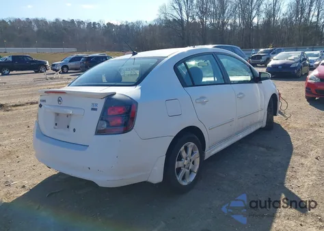 2009 Nissan Sentra 2.0Sr z USA, uszkodzony, nr VIN 3N1AB61E59L659481